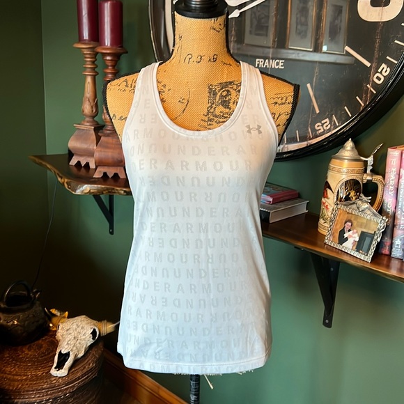 Under Armour Tank - Picture 1 of 4